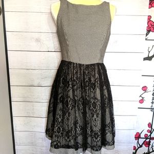 ✨ JESSICA SIMPSON cute sleeveless dress w/lace